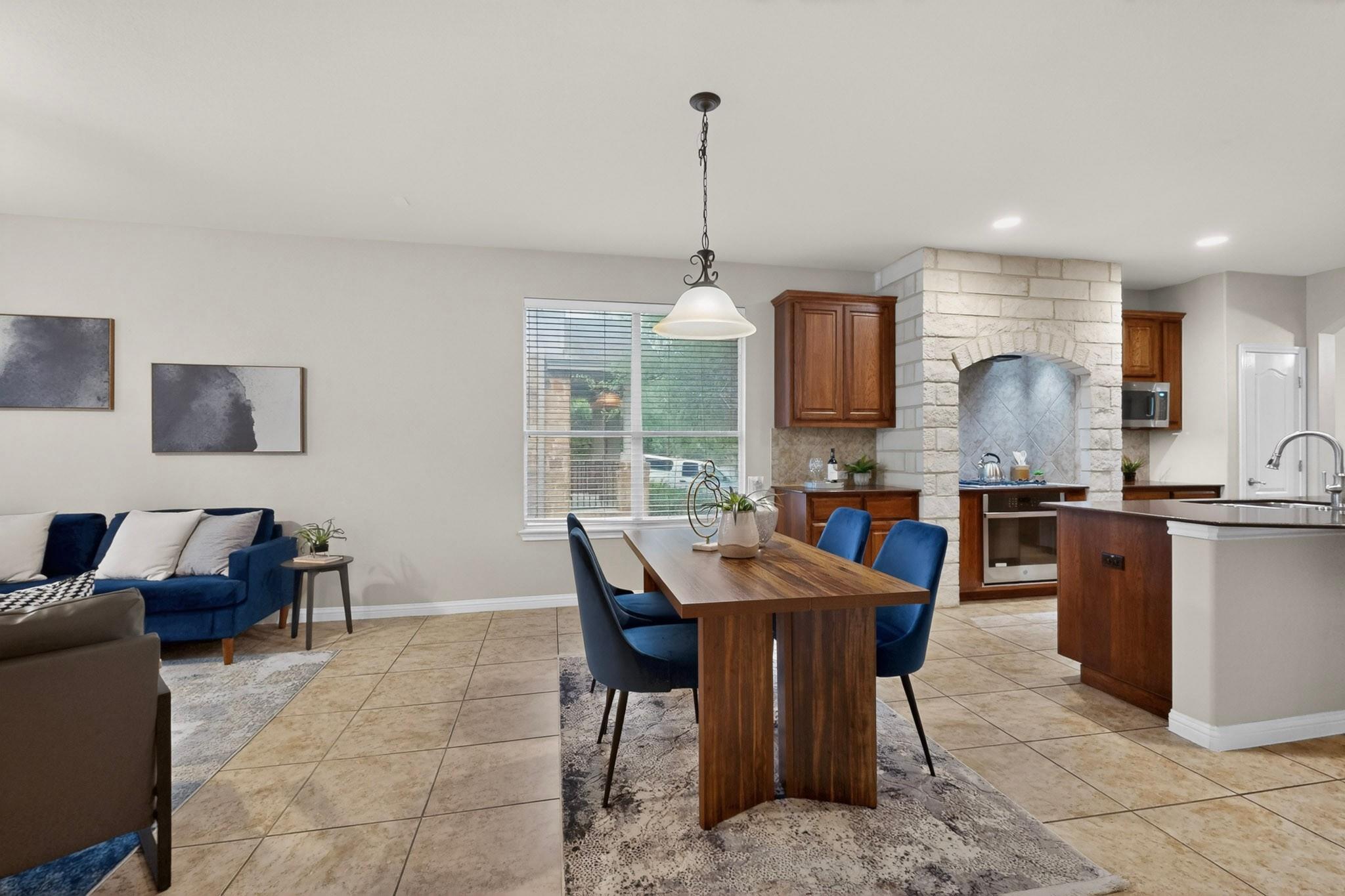 178 Limestone Trail Austin TX 78737