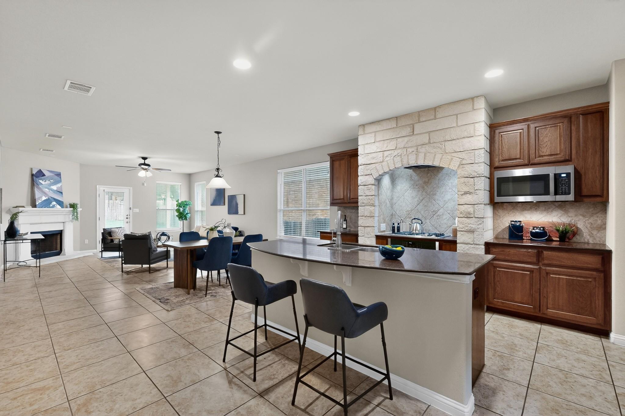 178 Limestone Trail Austin TX 78737