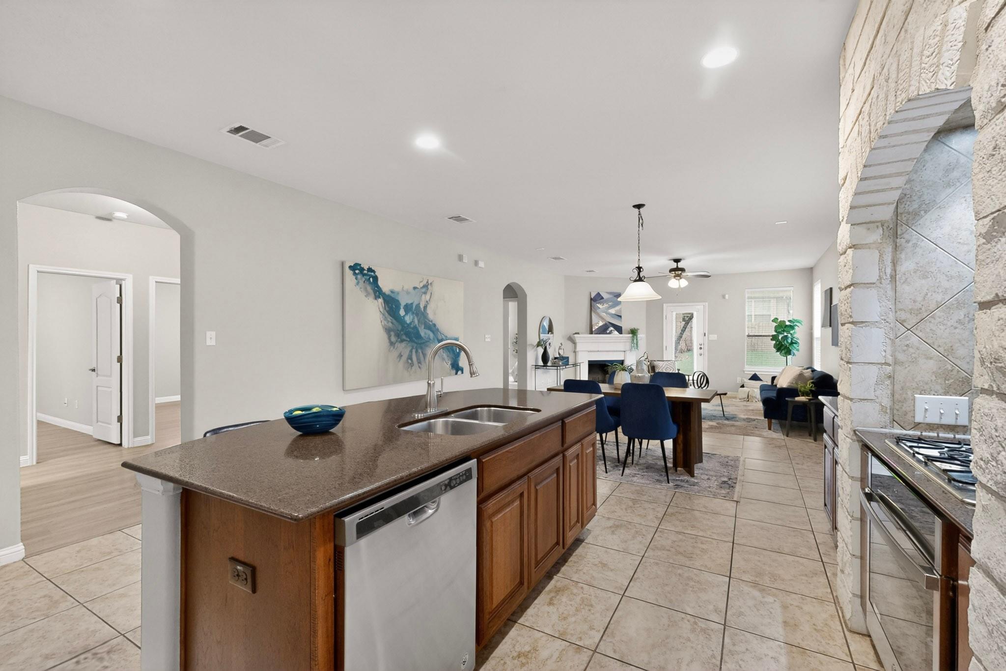 178 Limestone Trail Austin TX 78737