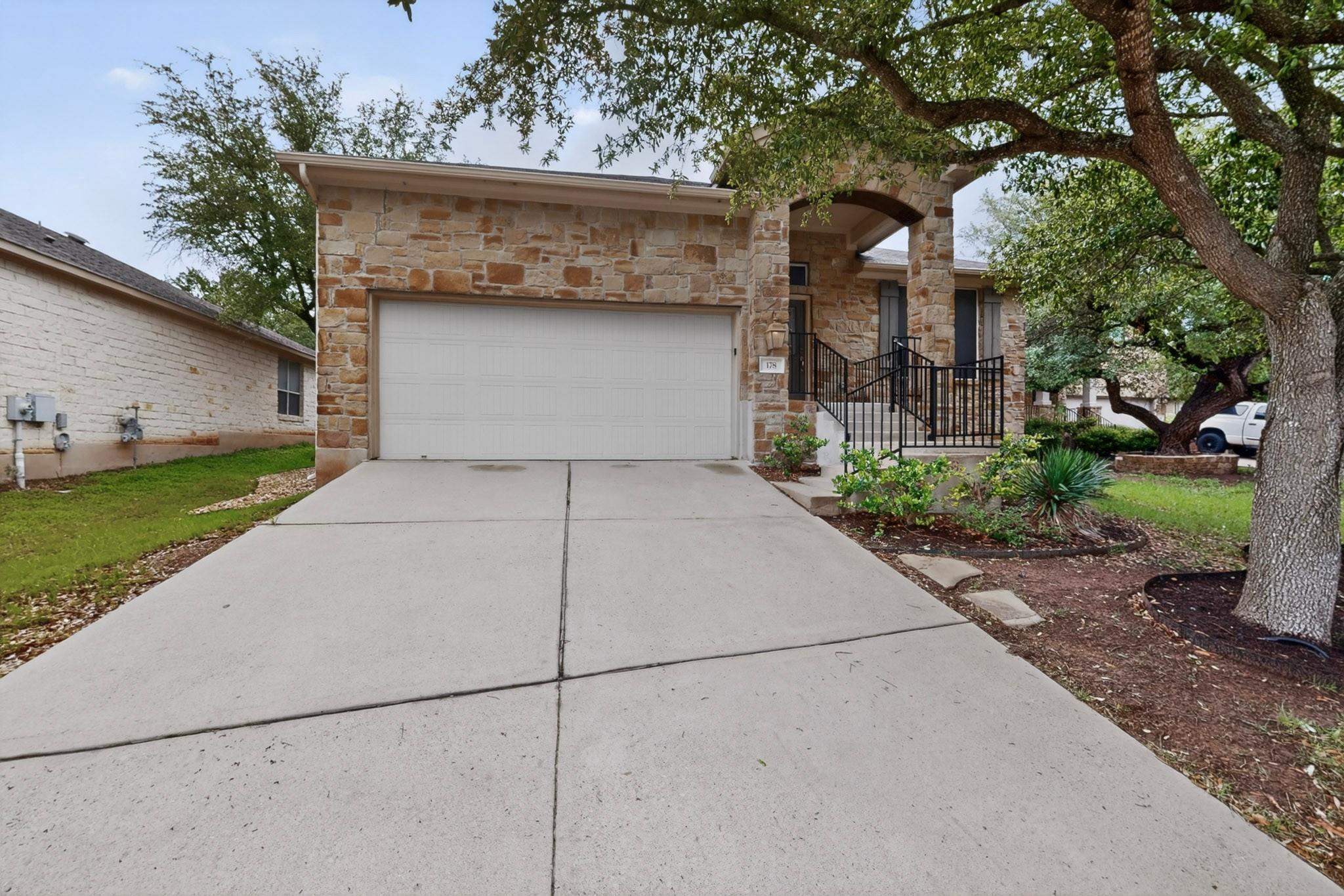 178 Limestone Trail Austin TX 78737