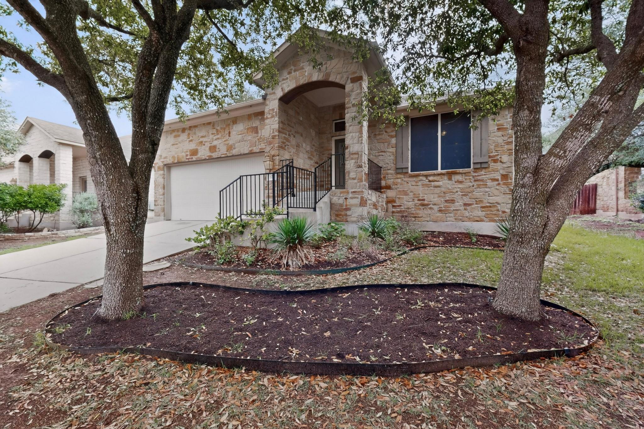 178 Limestone Trail Austin TX 78737