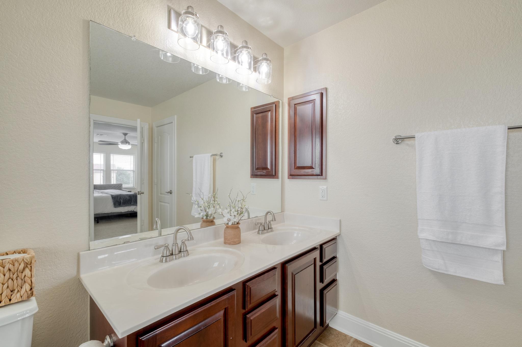 141 Clematis Court Kyle TX 78640