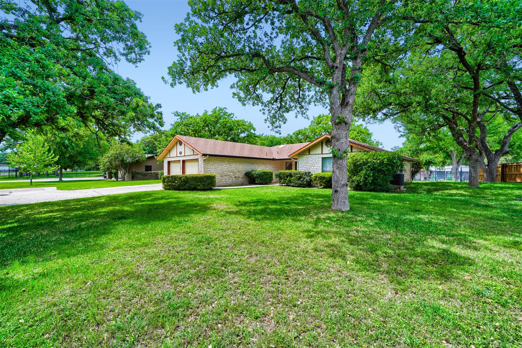 1406 Highland Drive Marble Falls TX 78654