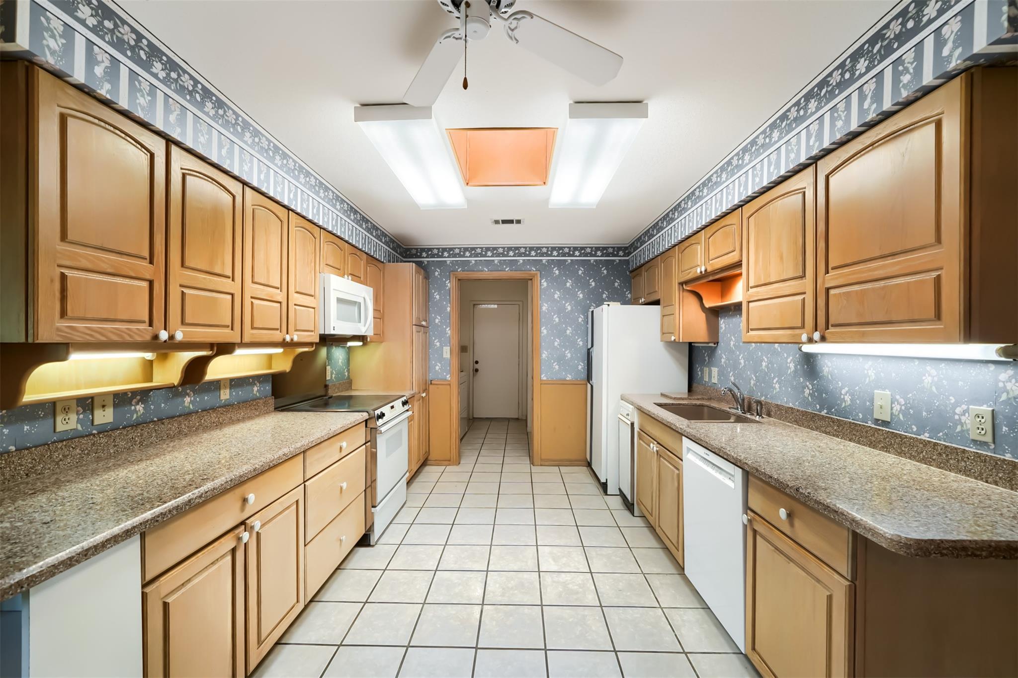 1406 Highland Drive Marble Falls TX 78654