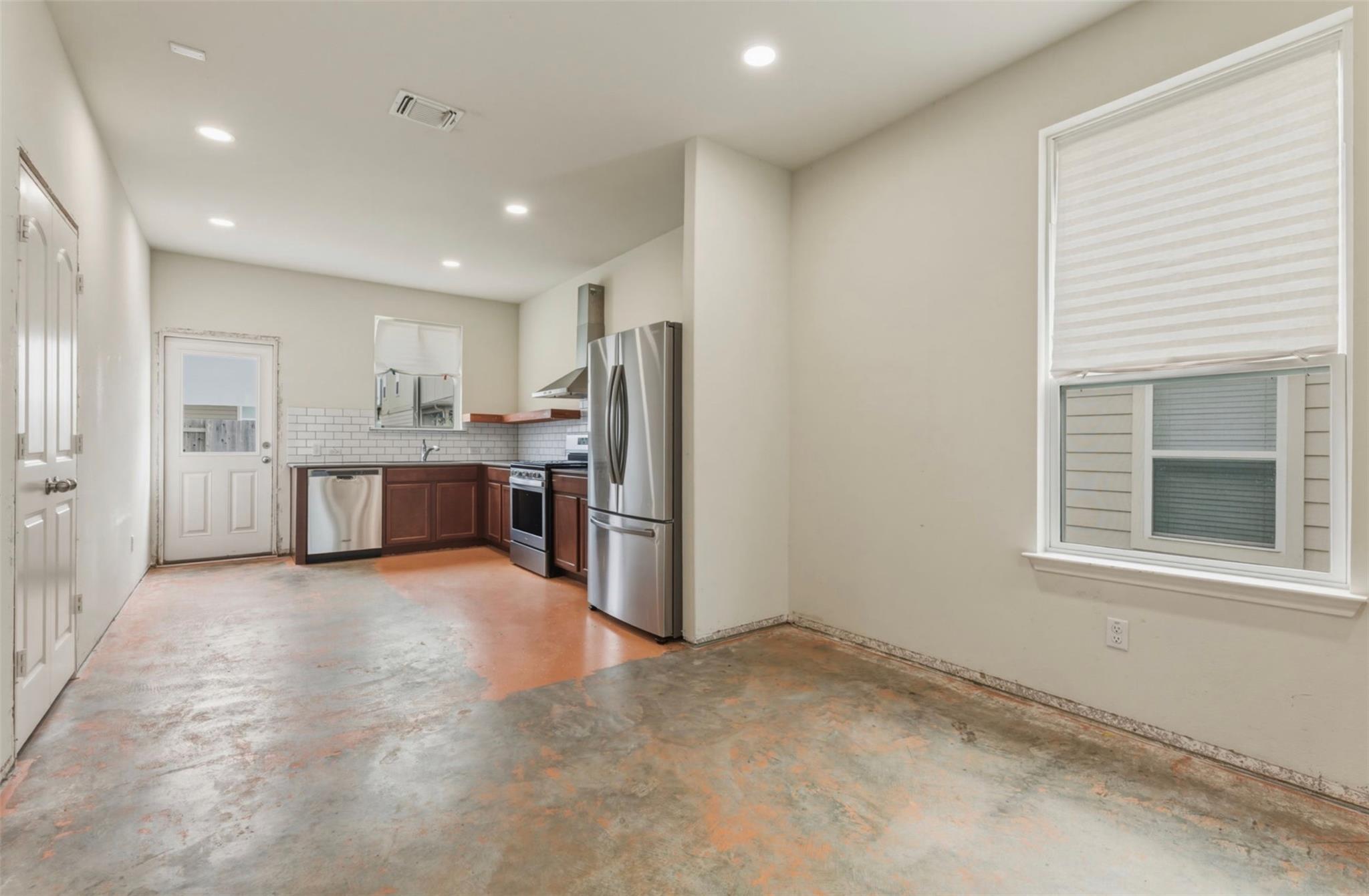 155 Big Leaf Drive Buda TX 78610