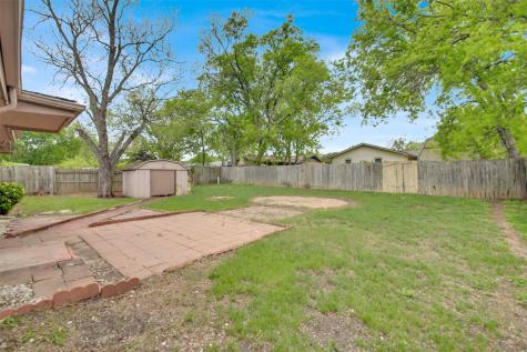 1811 Clarawood Drive Killeen TX 76549