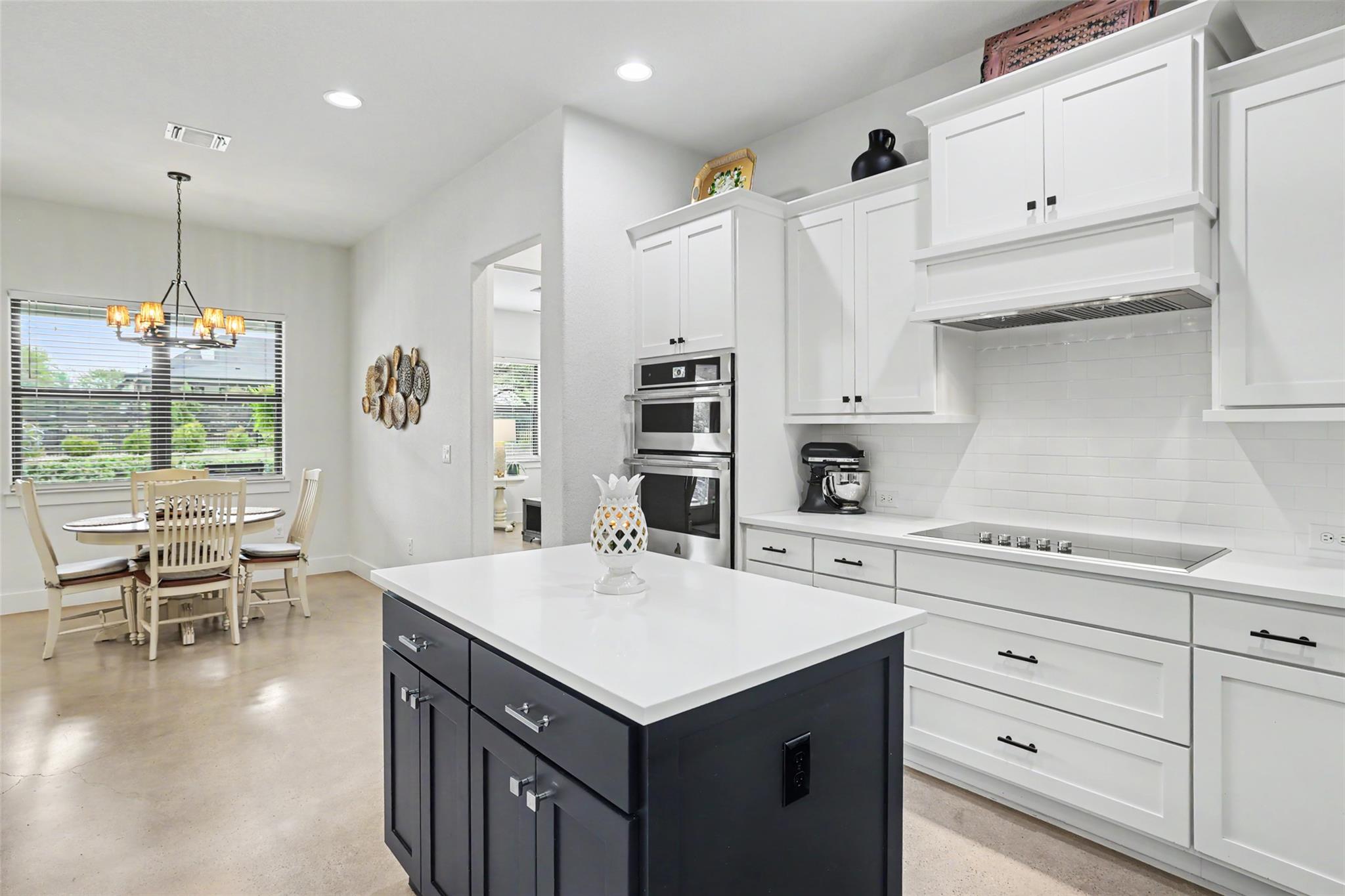 705 Pheasant Meadow Liberty Hill TX 78642