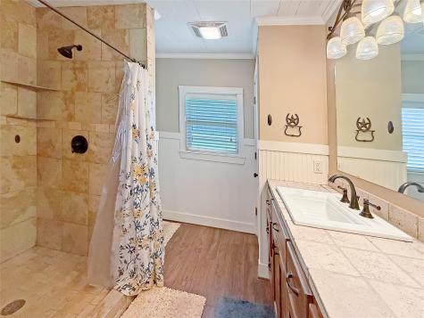 1401 Fm 112 Lexington TX 78947