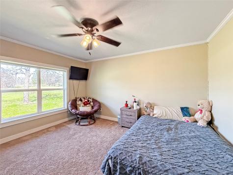 1401 Fm 112 Lexington TX 78947