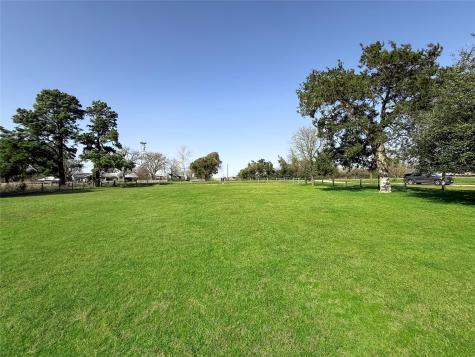 1401 Fm 112 Lexington TX 78947