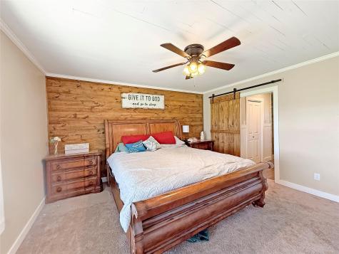 1401 Fm 112 Lexington TX 78947