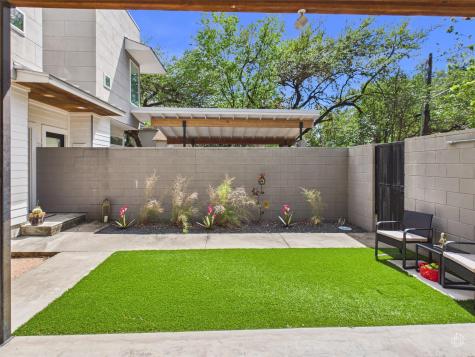 2503 S 6th Street Austin TX 78704