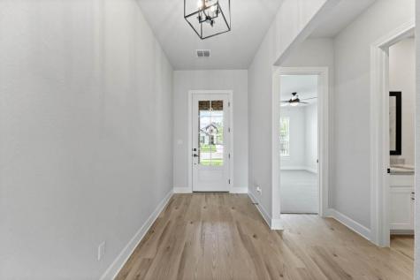 106 Nandina Path Bastrop TX 78602