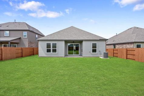 106 Nandina Path Bastrop TX 78602
