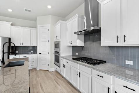 106 Nandina Path Bastrop TX 78602