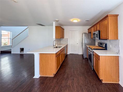 11704 Paul E Anderson Drive Austin TX 78748