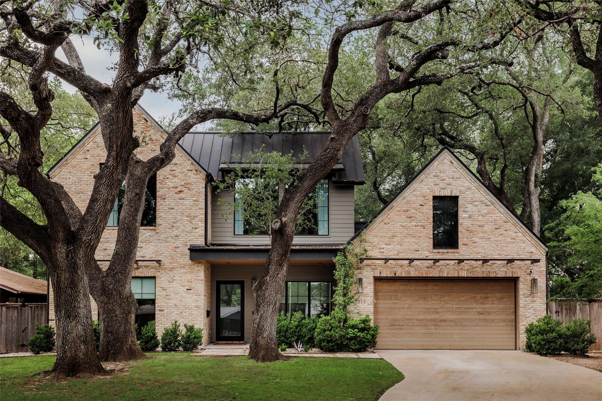 2311 Westoak Drive Austin TX 78704