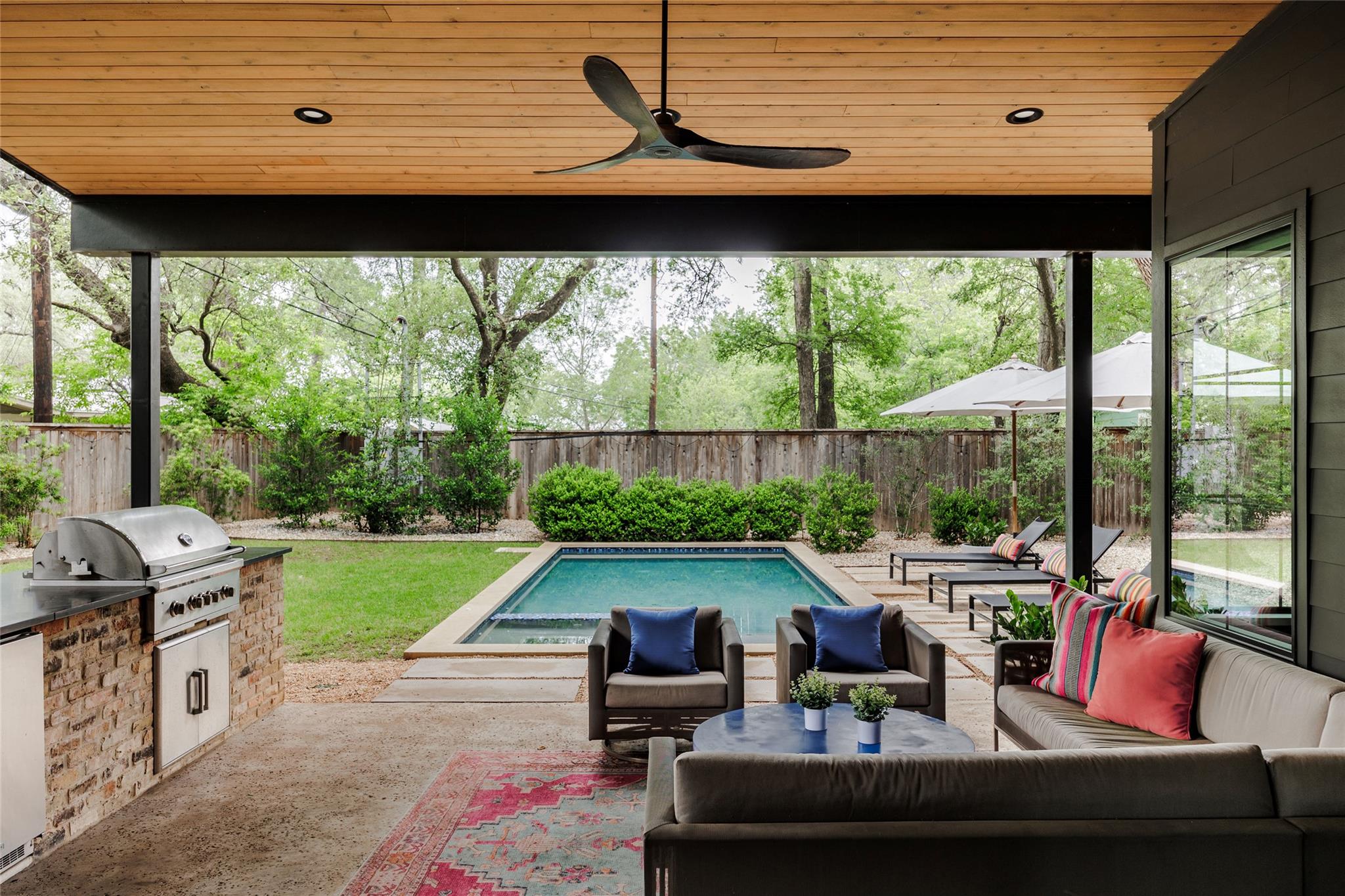 2311 Westoak Drive Austin TX 78704