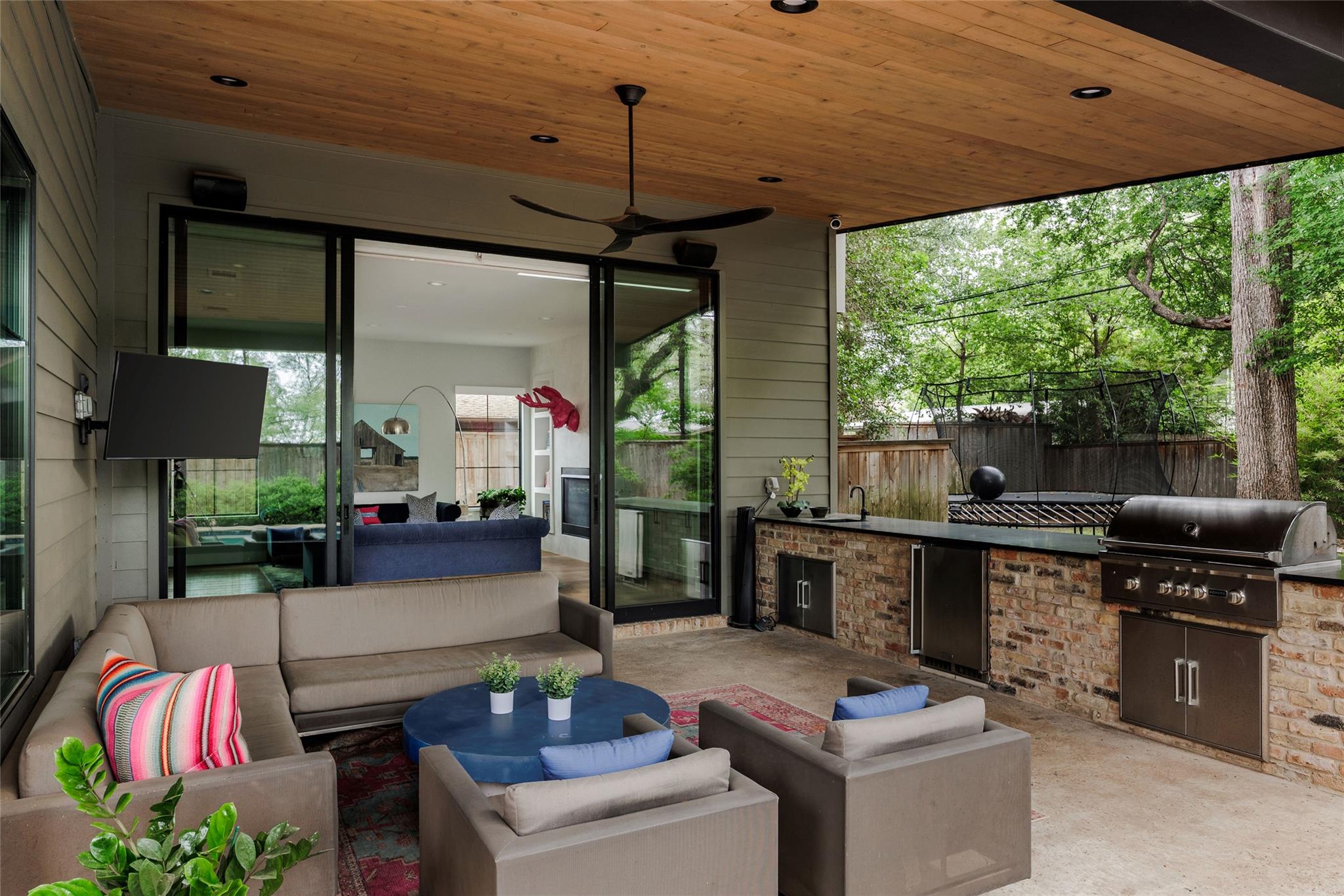 2311 Westoak Drive Austin TX 78704