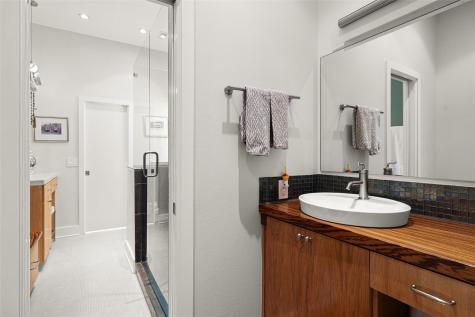 6209 Ledge Mountain Drive Austin TX 78731