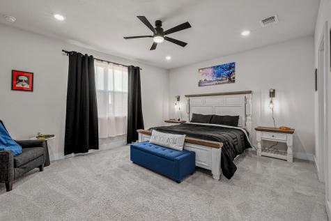 307 Gray Fox Loop Hutto TX 78634