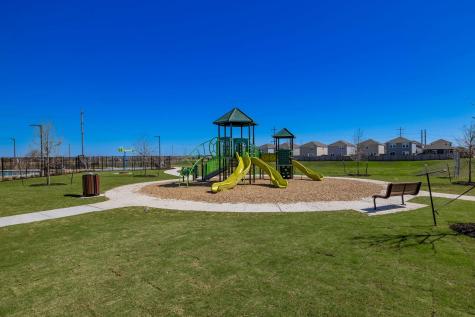 307 Gray Fox Loop Hutto TX 78634