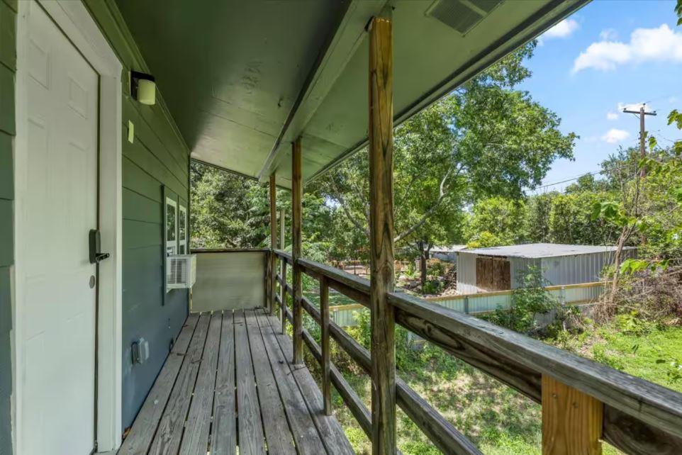 1100 Neans Drive Austin TX 78758