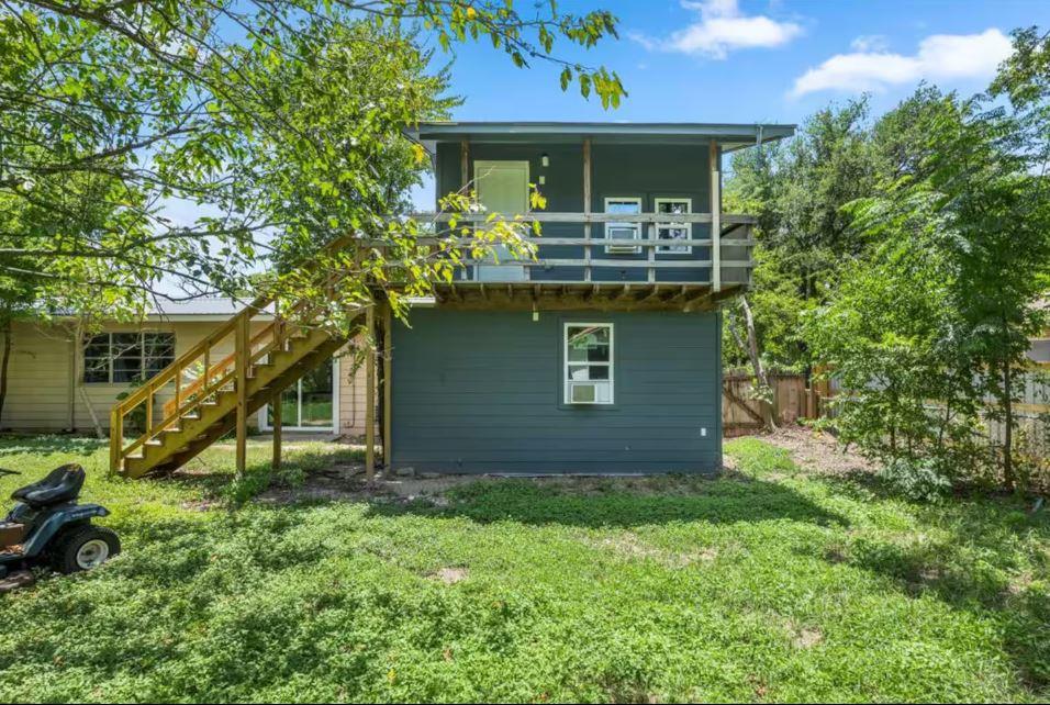 1100 Neans Drive Austin TX 78758