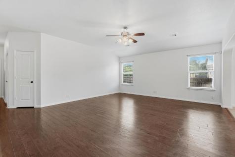 8541 Inca Dove Drive Austin TX 78729