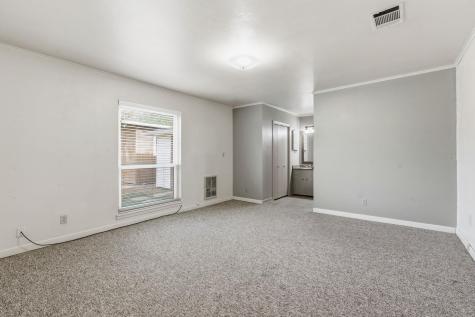 811 Nixon Street Lockhart TX 78644