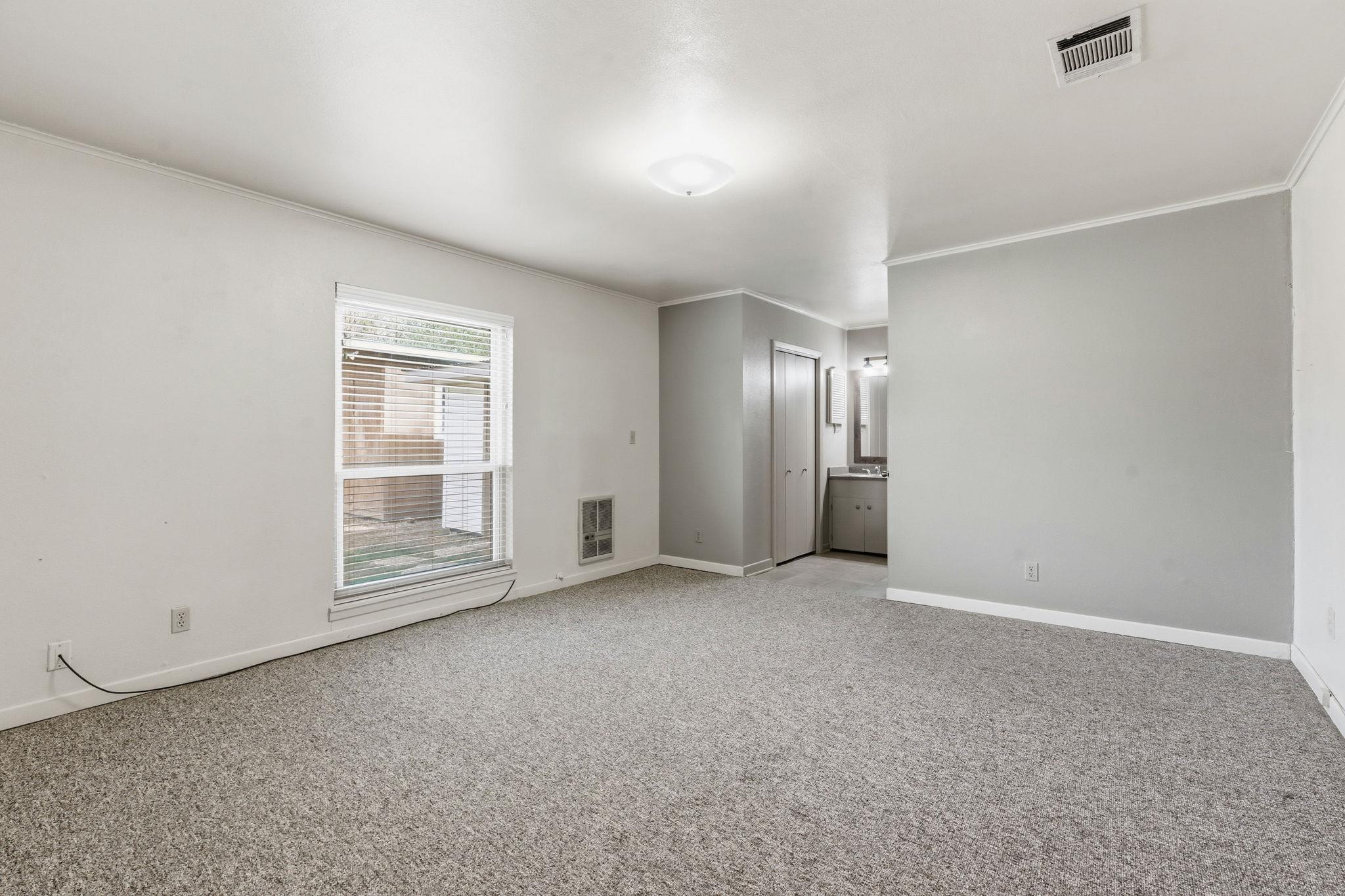811 Nixon Street Lockhart TX 78644