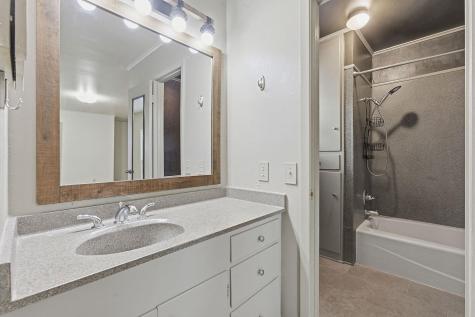 811 Nixon Street Lockhart TX 78644