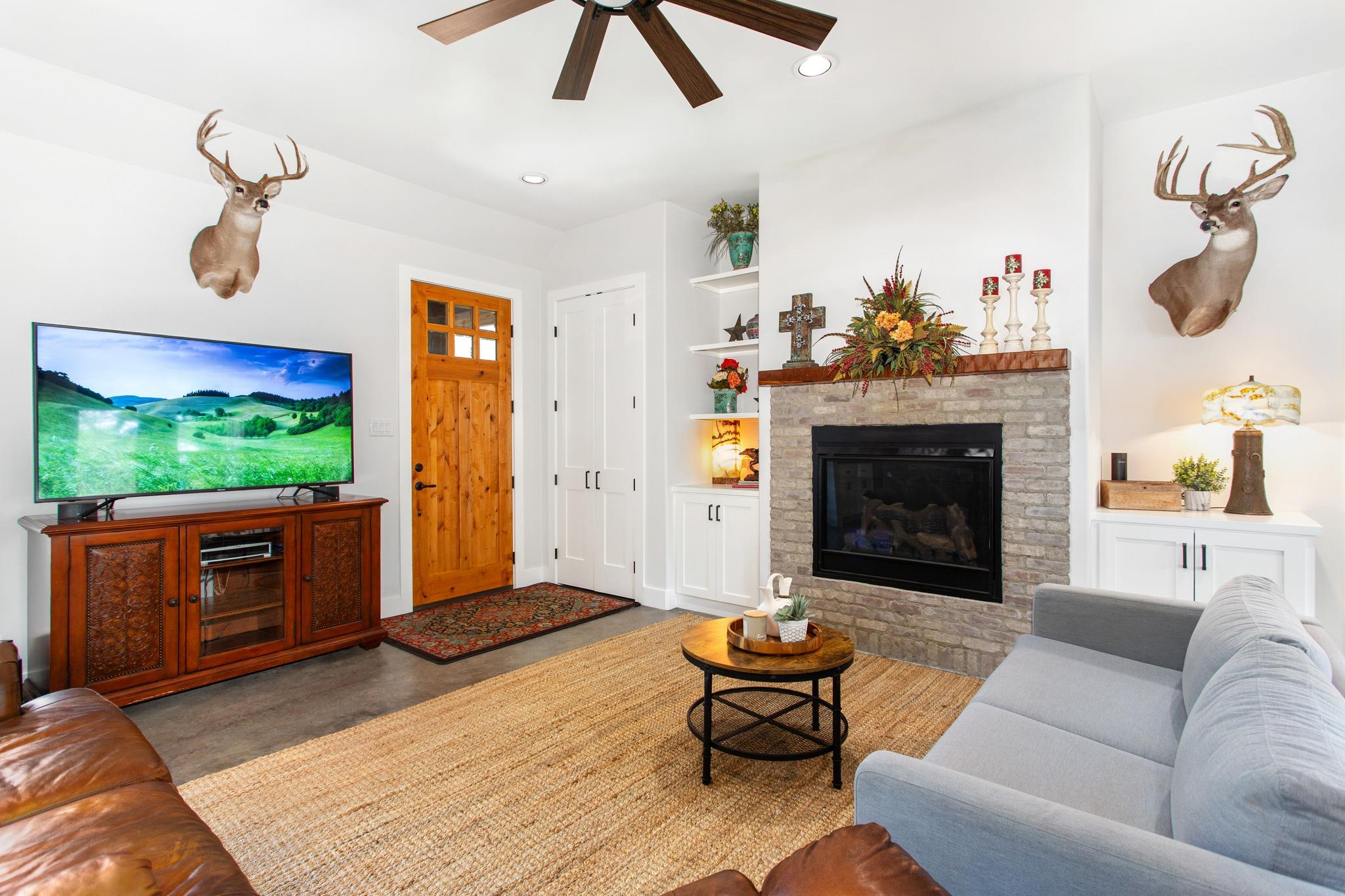 2 Senisa Lane Wimberley TX 78676