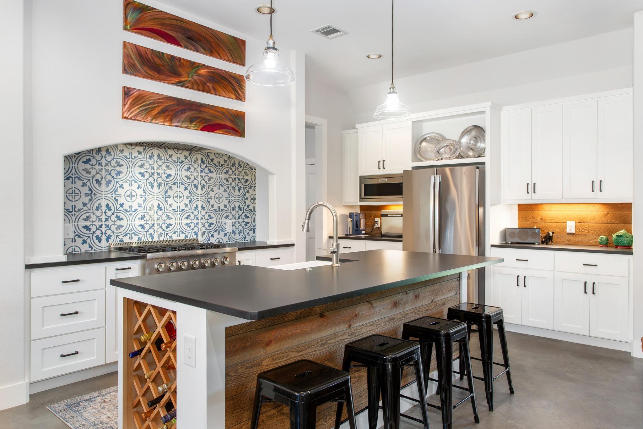 2 Senisa Lane Wimberley TX 78676