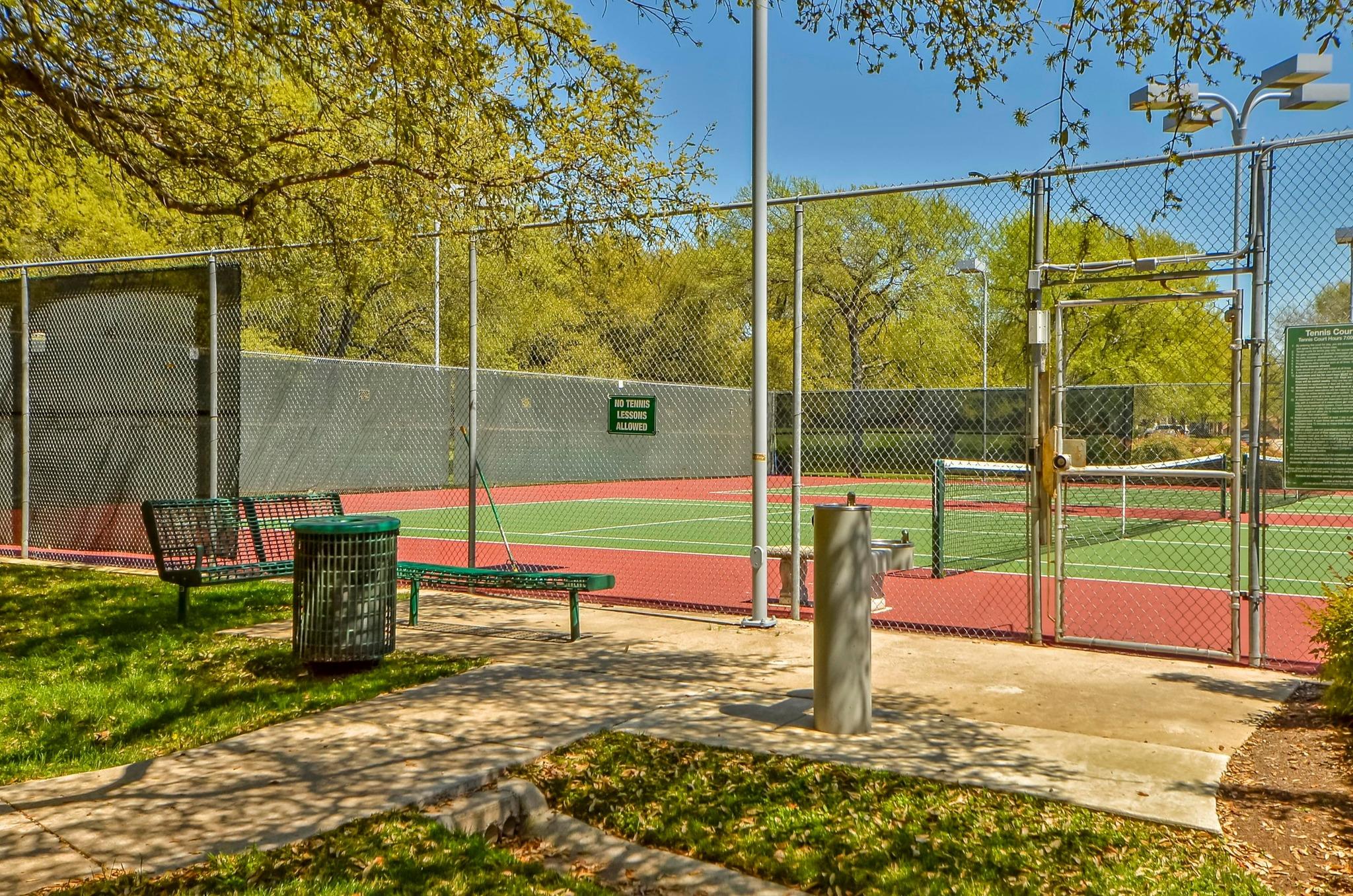 8133 Luling Lane Austin TX 78729