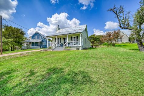 229 Sunday Circle Fredericksburg TX 78624