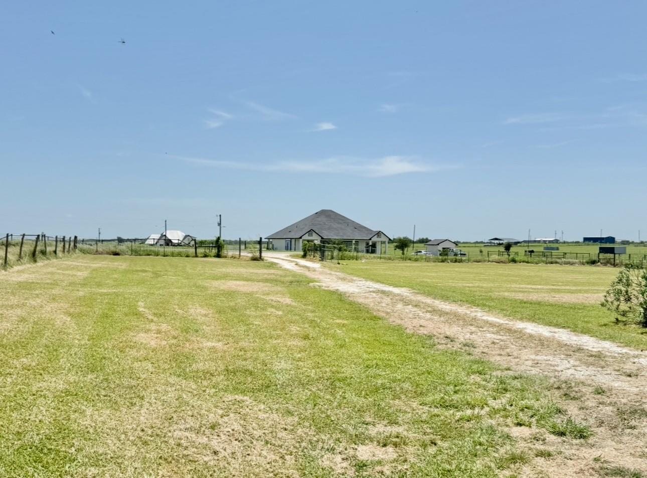 2334 Cr 464 Elgin TX 78621