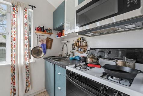 1112 Mission Ridge Austin TX 78704