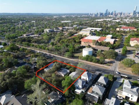 205, 207, 209 Woodward Street Austin TX 78704