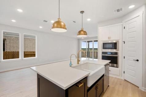 112 High Valley Drive Liberty Hill TX 78642