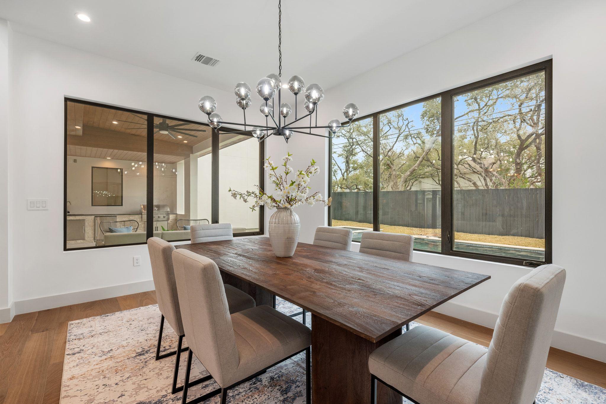 4216 Deepwoods Drive Austin TX 78731
