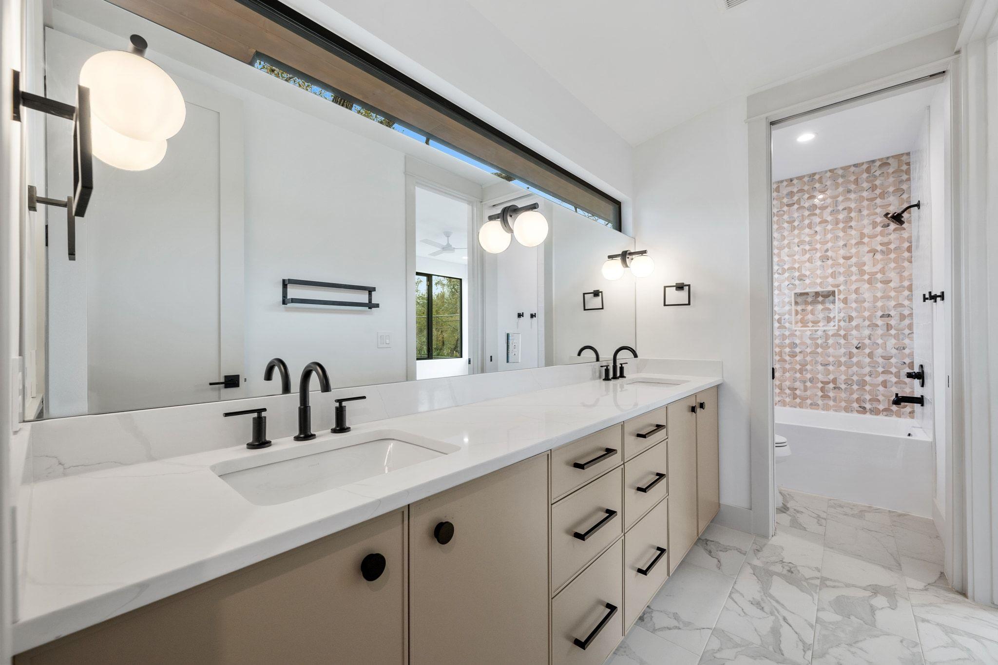 4216 Deepwoods Drive Austin TX 78731
