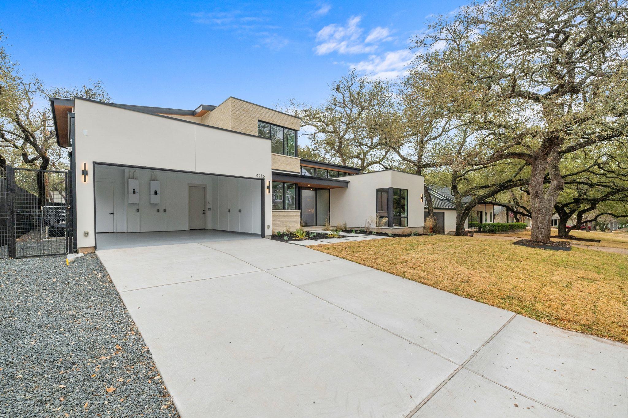 4216 Deepwoods Drive Austin TX 78731