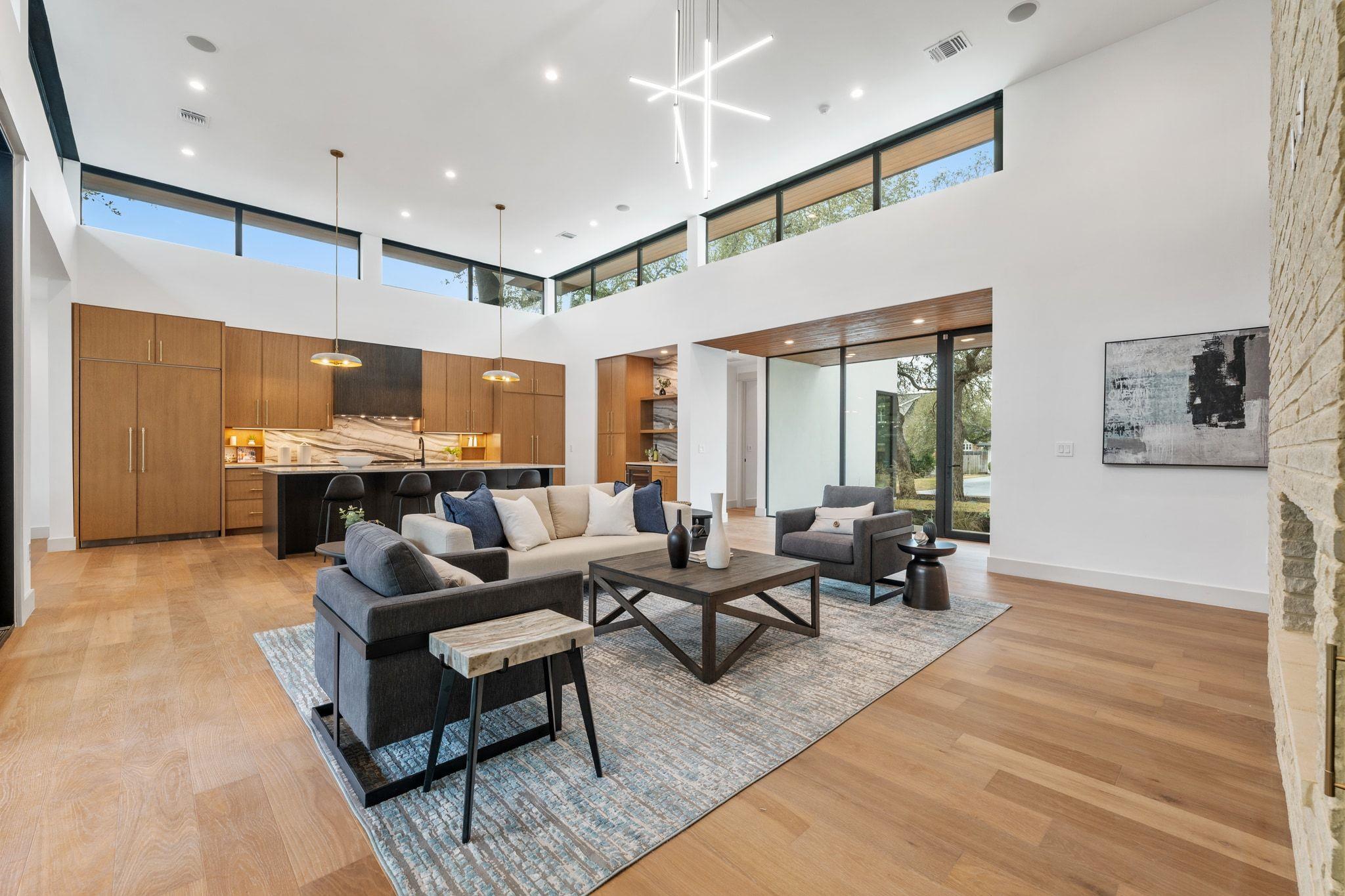 4216 Deepwoods Drive Austin TX 78731
