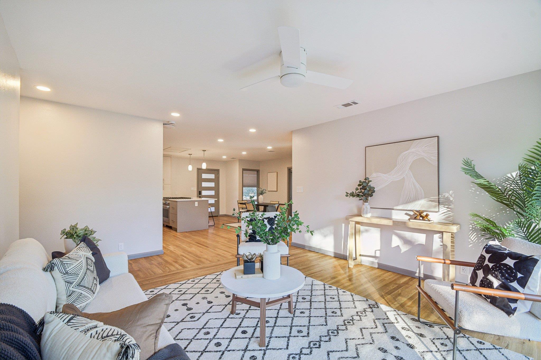 809 E 38th Street Austin TX 78705