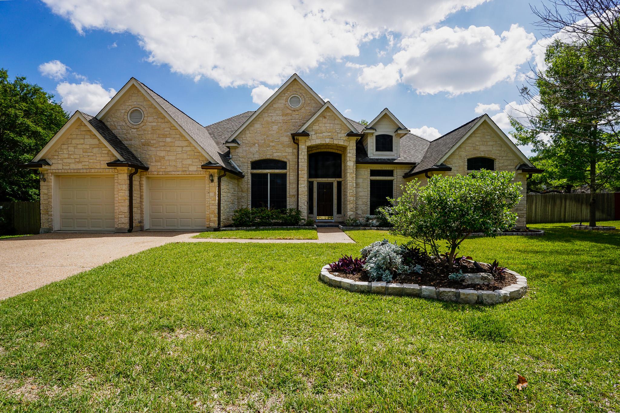 15825 Chatham Wood Drive Austin TX 78717