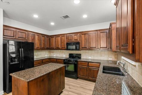 19501 Brue Street Pflugerville TX 78660