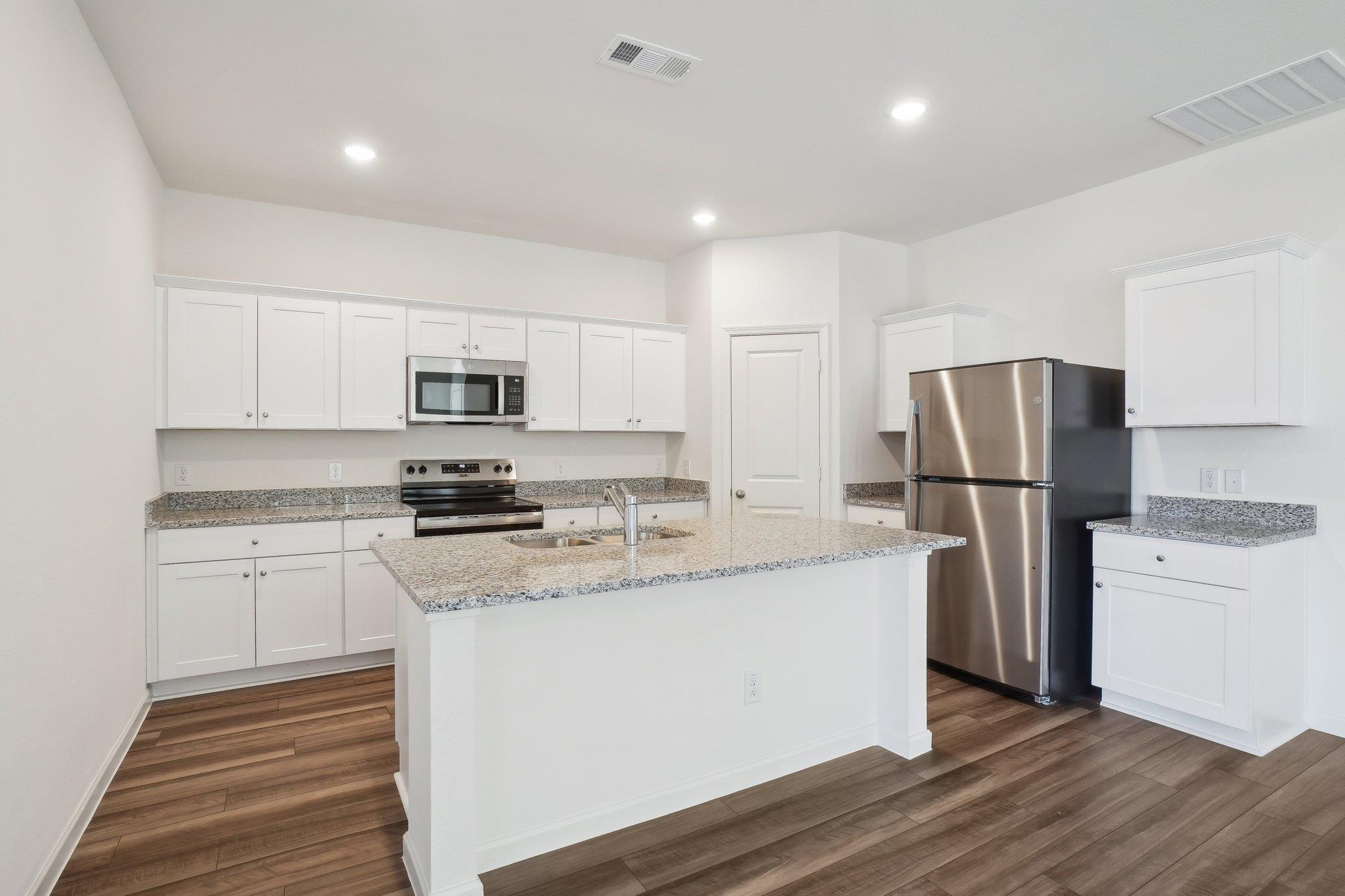 502 Cliff Drive Maxwell TX 78656