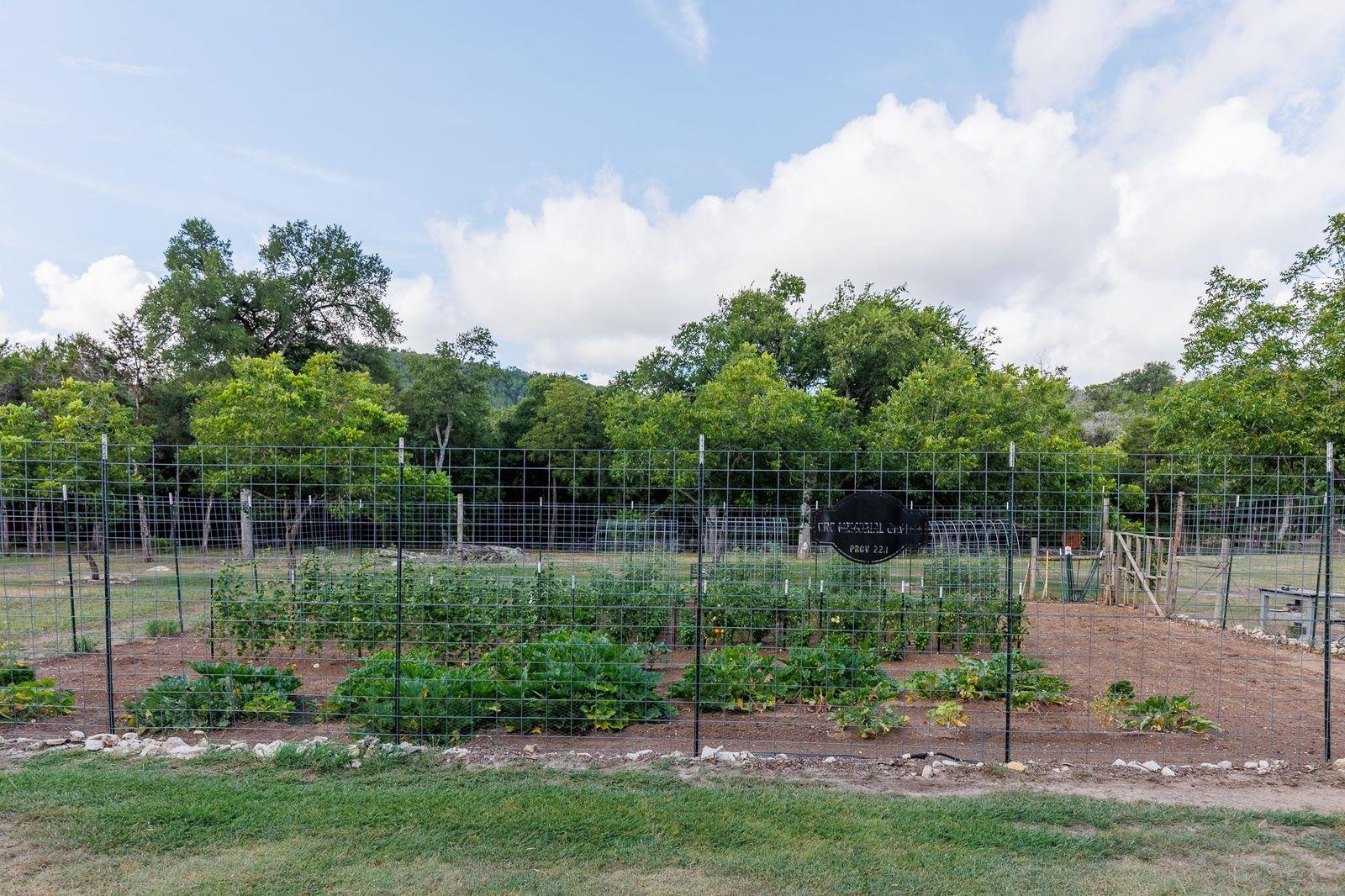 23644 Nameless Road Leander TX 78641