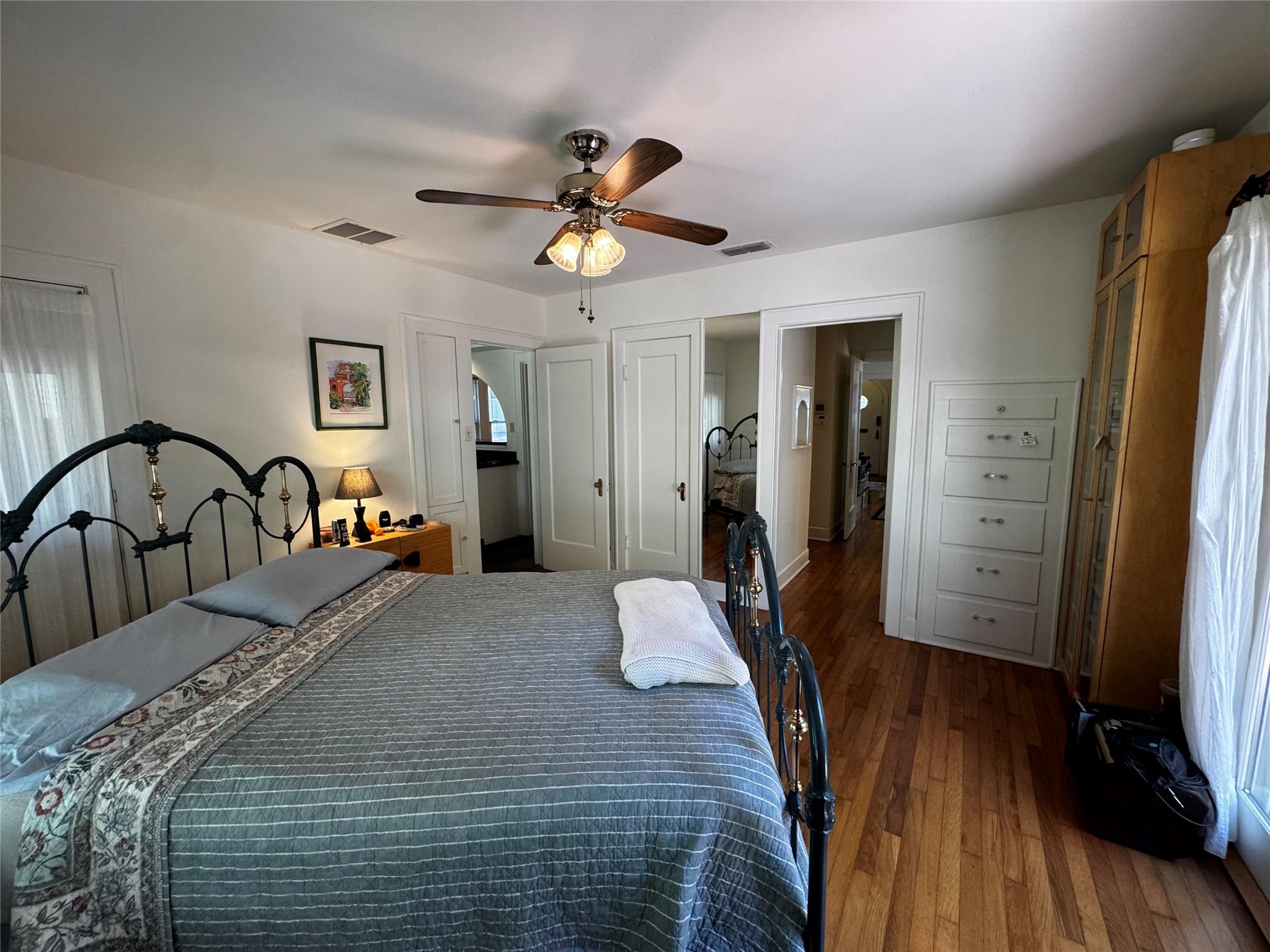 2002 East Side Drive Austin TX 78704